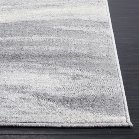 Safavieh Jasper 100 4'-0" x 6'-0" Rug in Grey / Ivory