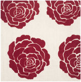 Safavieh Cambridge 6'-0" x 6'-0" Rug in Ivory / Red