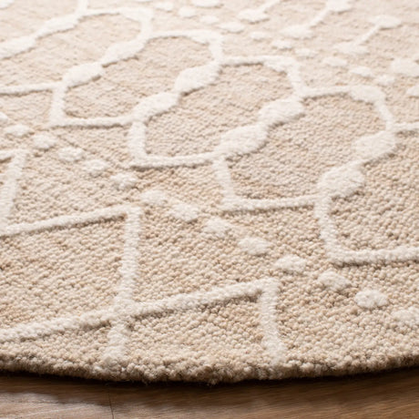 Safavieh Blossom 6'-0" x 6'-0" Rug in Beige / Ivory