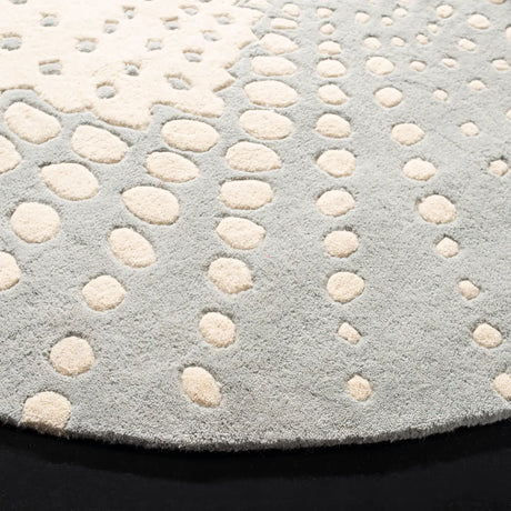 Safavieh Soho 6'-0" x 6'-0" Rug in Blue / Ivory