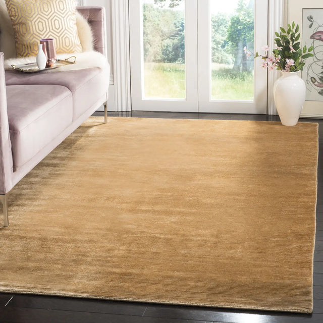 Safavieh Mirage 4'-0" x 6'-0" Rug in Gold