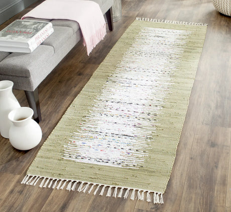 Safavieh Montauk 2'-3" x 7'-0" Rug in Ivory / Olive