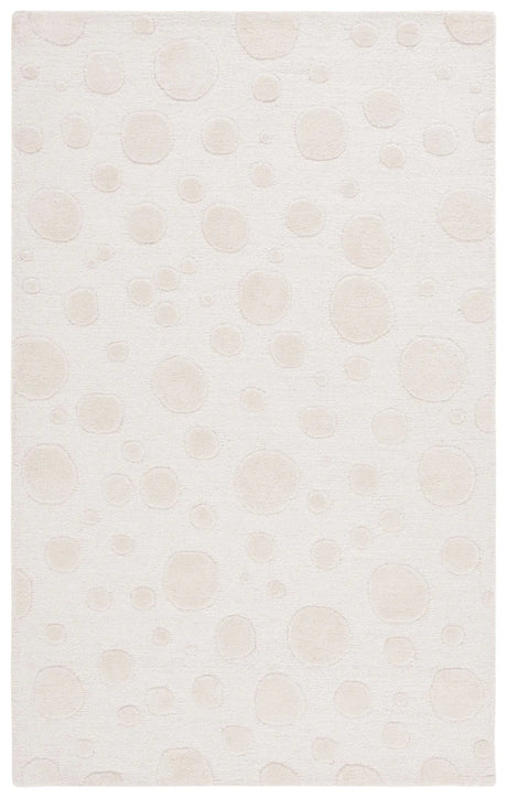 Safavieh Cambridge 4'-0" x 6'-0" Rug in Ivory