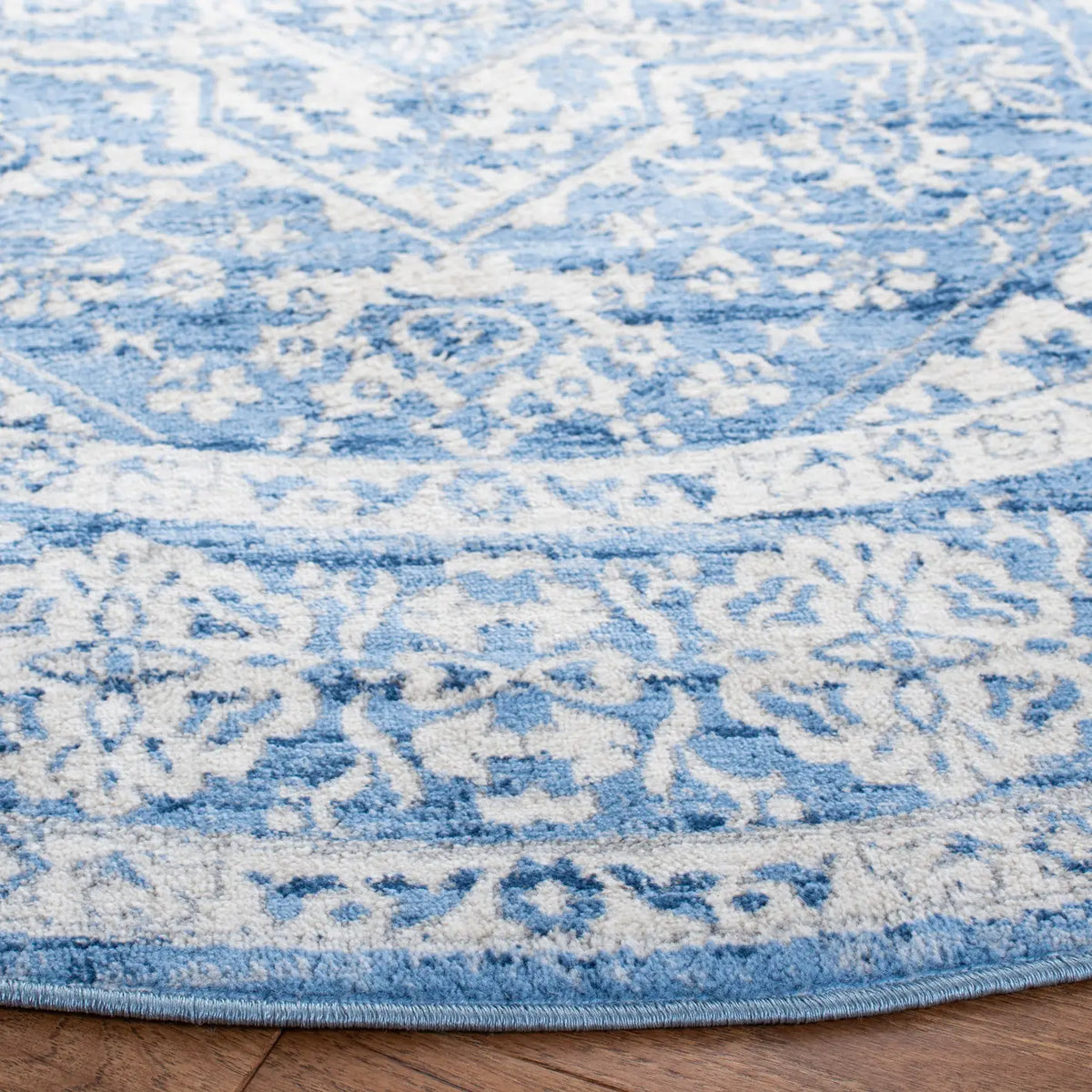 Safavieh Brentwood 10'-0" x 10'-0" Rug in Ivory / Navy