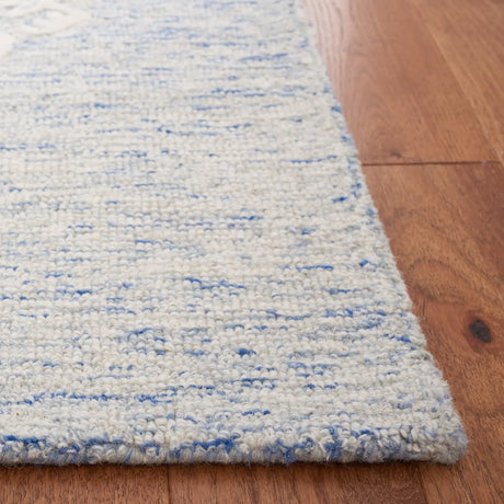 Safavieh Jardin 4'-0" x 6'-0" Rug in Blue / Ivory