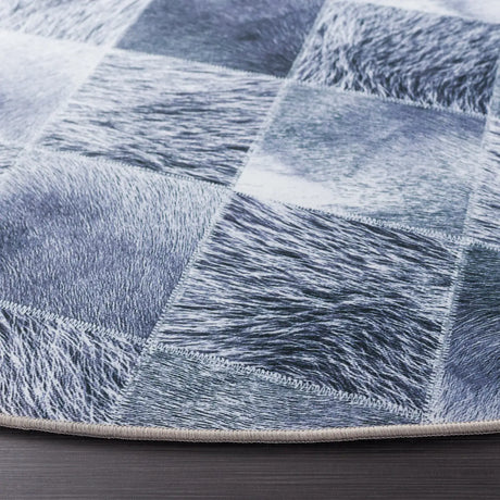 Safavieh Faux Hide 6'-0" x 6'-0" Rug in Grey / Dark Grey