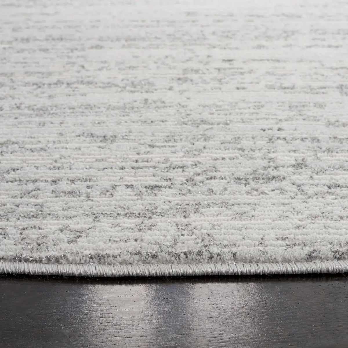 Safavieh Whisper 6'-7" x 6'-7" Rug in Grey / Dark Grey
