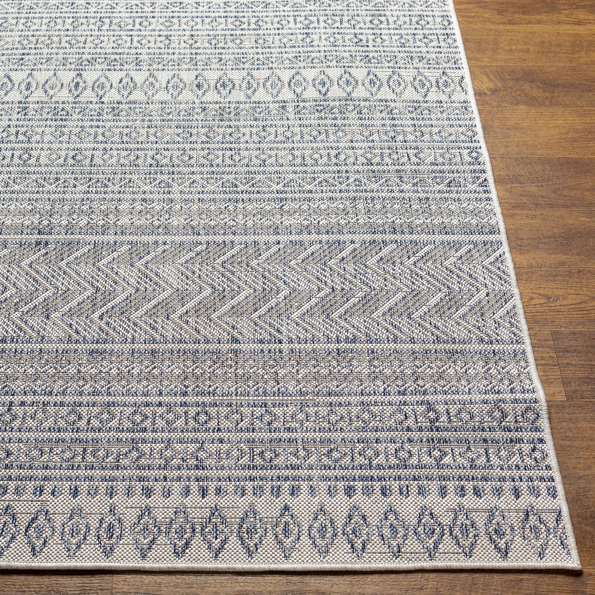 Surya Eagean Eag-2410 Navy, Blue, Pale Blue, Off-White, Gray, Oatmeal Area Rug