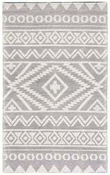Safavieh Natura 4'-0" x 6'-0" Rug in Black / Ivory