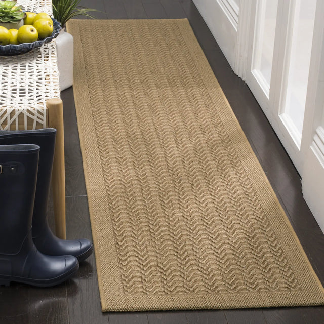 Safavieh Palm Beach 2'-0" x 8'-0" Rug in Maize