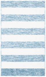 Safavieh Easy Care 2'-0" x 3'-0" Rug in Light Blue / Ivory