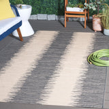 Safavieh Courtyard 5'-3" x 7'-7" Rug in Beige / Anthracite