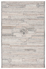 Safavieh Kenya 4'-0" x 6'-0" Rug in Brown / Beige