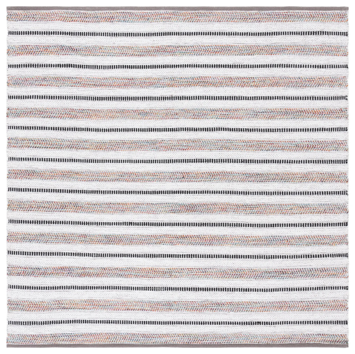 Safavieh Montauk 6'-0" x 6'-0" Rug in Grey / Ivory