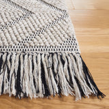 Safavieh Vermont 4'-0" x 6'-0" Rug in Beige / Ivory