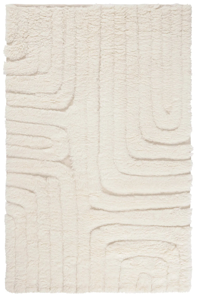 Safavieh Manhattan 4'-0" x 6'-0" Rug in Ivory