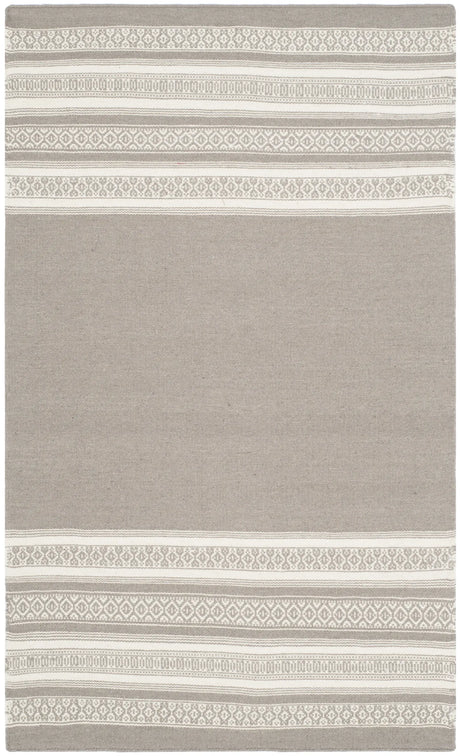 Safavieh Dhurries 3'-0" x 5'-0" Rug in Light Brown
