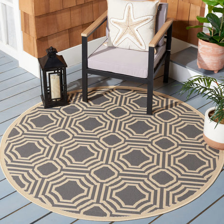 Safavieh Courtyard 5'-3" x 5'-3" Rug in Anthracite / Beige
