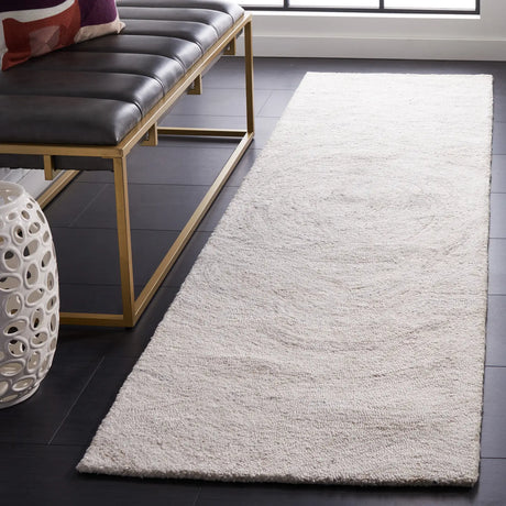 Safavieh Abstract 2'-3" x 8'-0" Rug in Light Grey / Beige