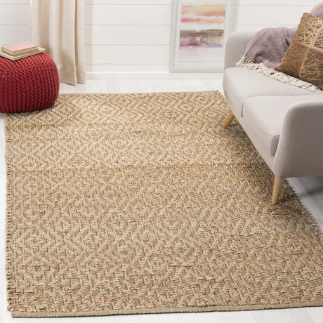 Safavieh Natural Fiber 4'-0" x 6'-0" Rug in Natural / Red