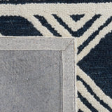 Safavieh Casablanca 4'-0" x 6'-0" Rug in Ivory / Navy