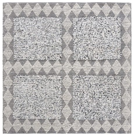 Safavieh Natura 6'-0" x 6'-0" Rug in Black / Ivory