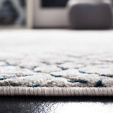 Safavieh Amalfi 4'-0" x 6'-0" Rug in Cream / Navy