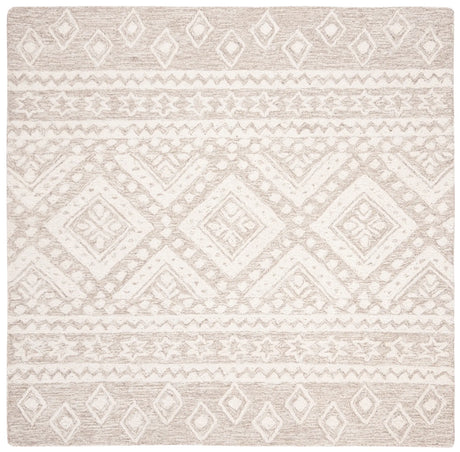 Safavieh Micro-Loop 5'-0" x 5'-0" Rug in Beige / Ivory