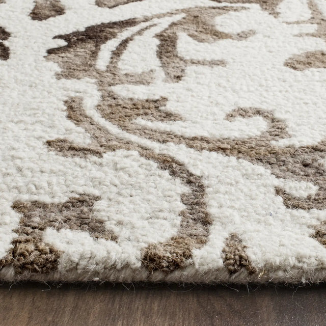 Safavieh Dip Dye 8'-0" x 10'-0" Rug in Ivory / Chocolate