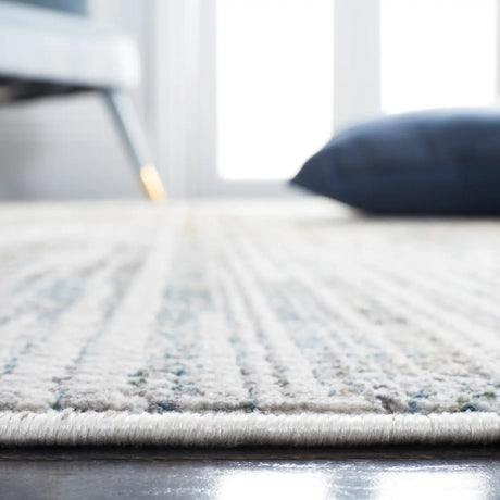 Safavieh Bel Air 4'-5" x 6'-5" Rug in Grey / Gold
