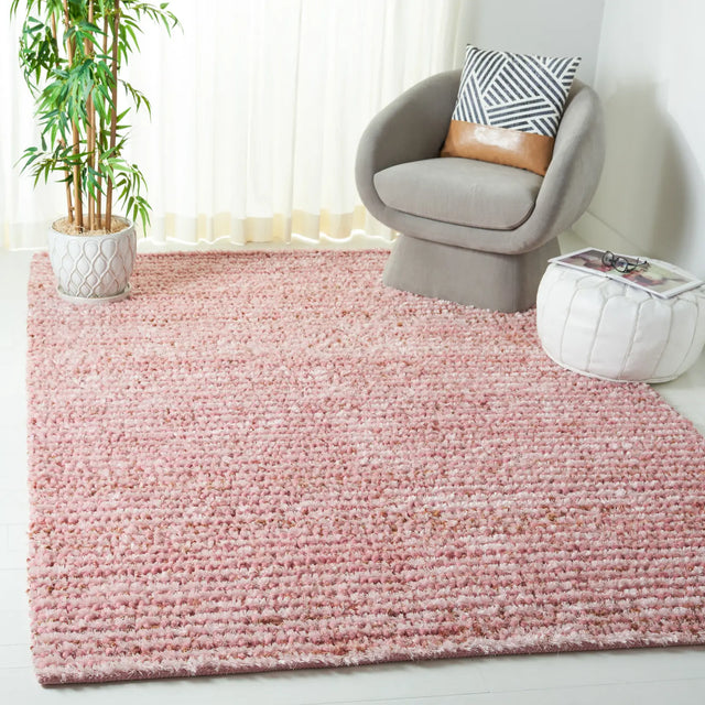 Safavieh Classic Shag 4'-0" x 6'-0" Rug in Pink
