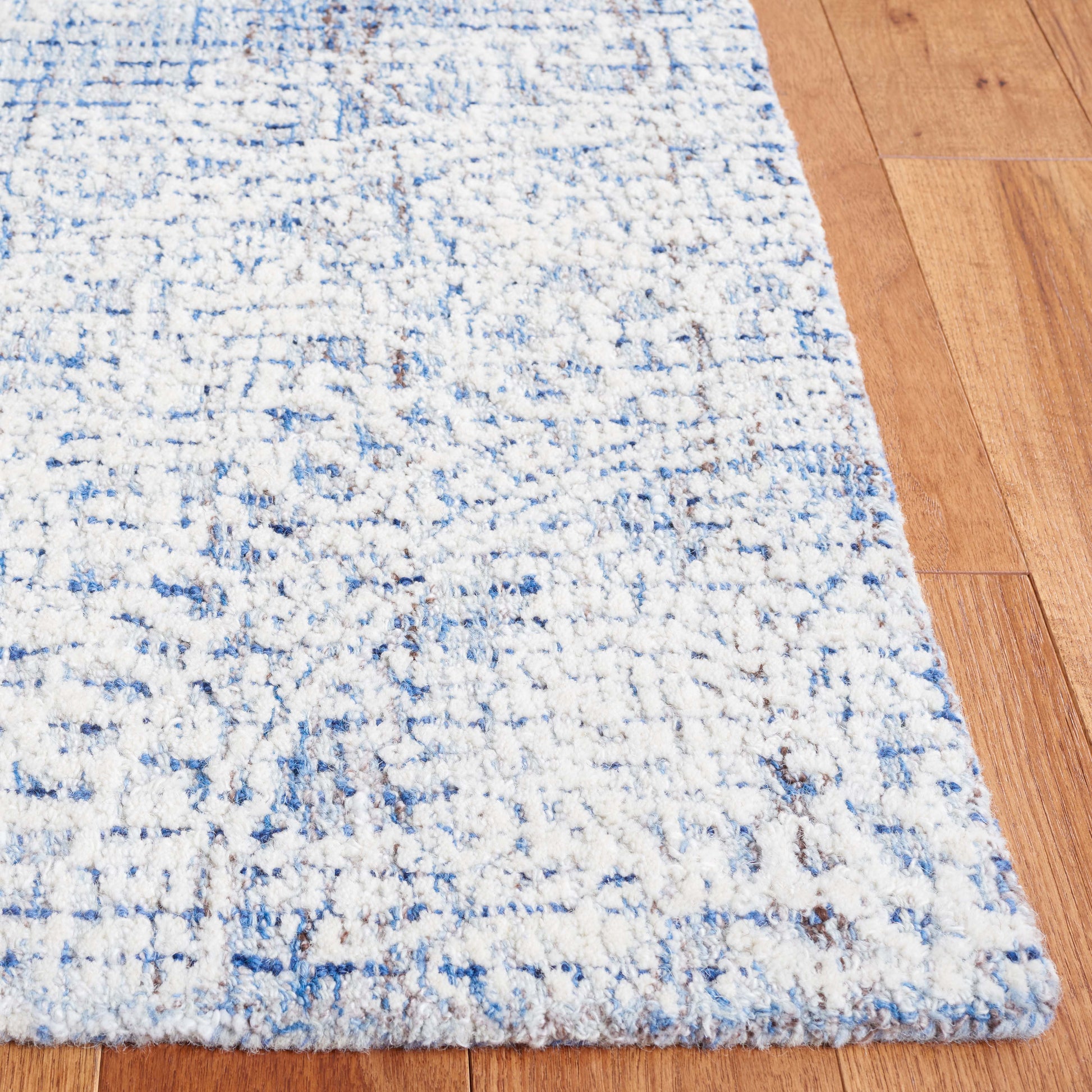 Safavieh Ebony Ebn106M Blue/Ivory Area Rug