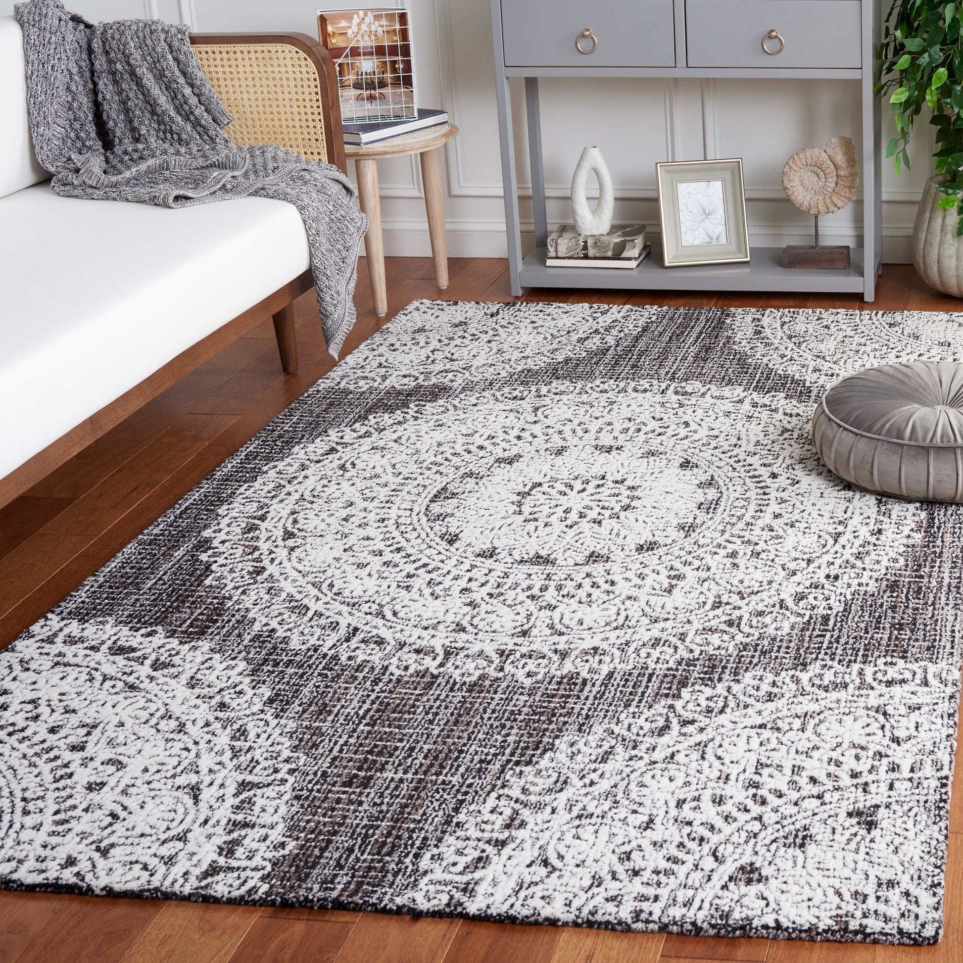 Safavieh Ebony Ebn106T Brown/Ivory Area Rug