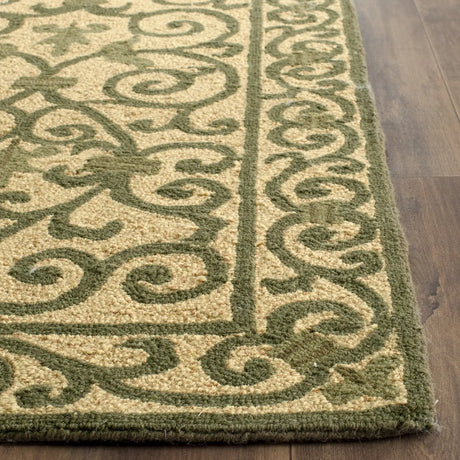 Safavieh Chelsea 2'-6" x 12'-0" Rug in Yellow / Light Green