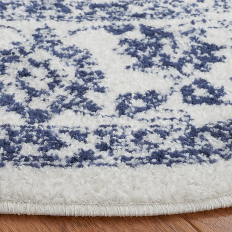 Safavieh Adirondack 6'-0" x 6'-0" Rug in Ivory / Navy