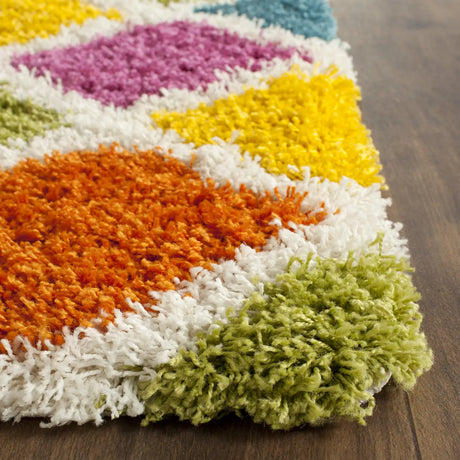 Safavieh Sgk-Shag Kids 2'-3" x 7'-0" Rug in Ivory / Multi
