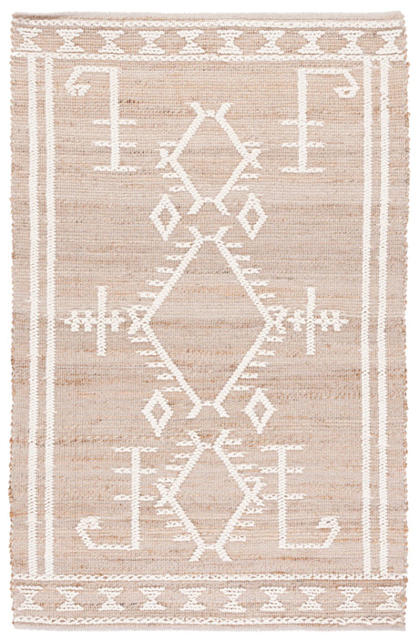 Safavieh Natural Fiber 4'-0" x 6'-0" Rug in Natural / Ivory