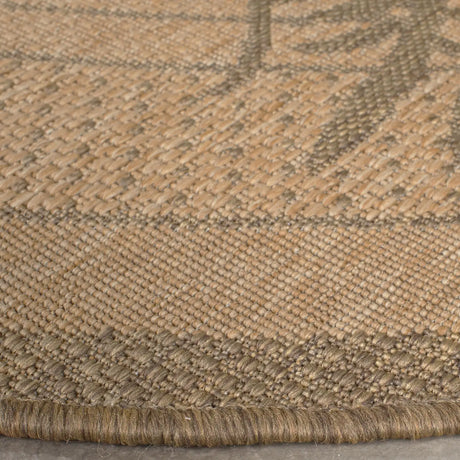 Safavieh Courtyard 6'-7" x 6'-7" Rug in Natural / Gold