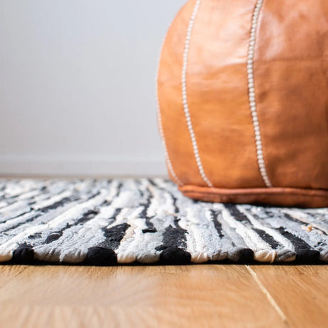 Safavieh Rag Rug 4'-0" x 6'-0" Rug in Black / Multi