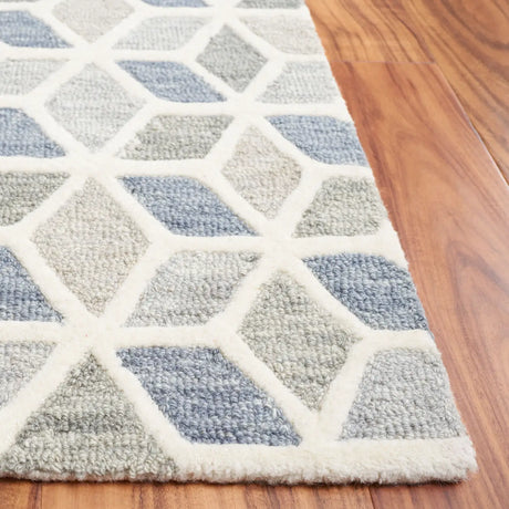 Safavieh Ebony 4'-0" x 6'-0" Rug in Ivory / Grey