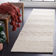 Safavieh Natura 2'-3" x 8'-0" Rug in Ivory