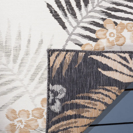 Safavieh Sunrise 4'-0" x 5'-7" Rug in Ivory / Grey Black