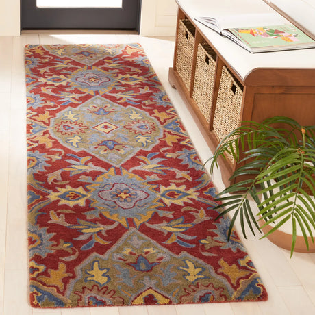 Safavieh Heritage 2'-3" x 8'-0" Rug in Red / Green
