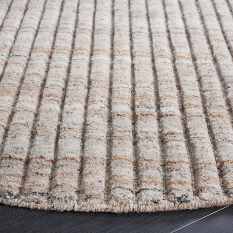 Safavieh Martha Stewart 700 6'-0" x 6'-0" Rug in Beige