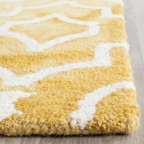 Safavieh Dip Dye 2'-3" x 8'-0" Rug in Gold / Ivory