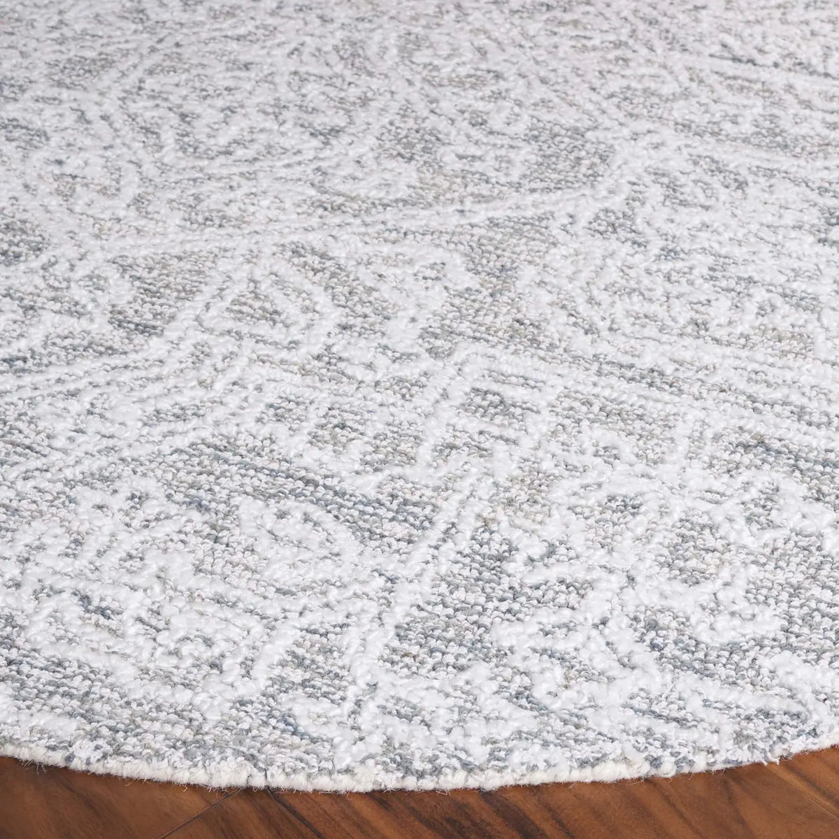 Safavieh Ebony 6'-0" x 6'-0" Rug in Grey / Ivory
