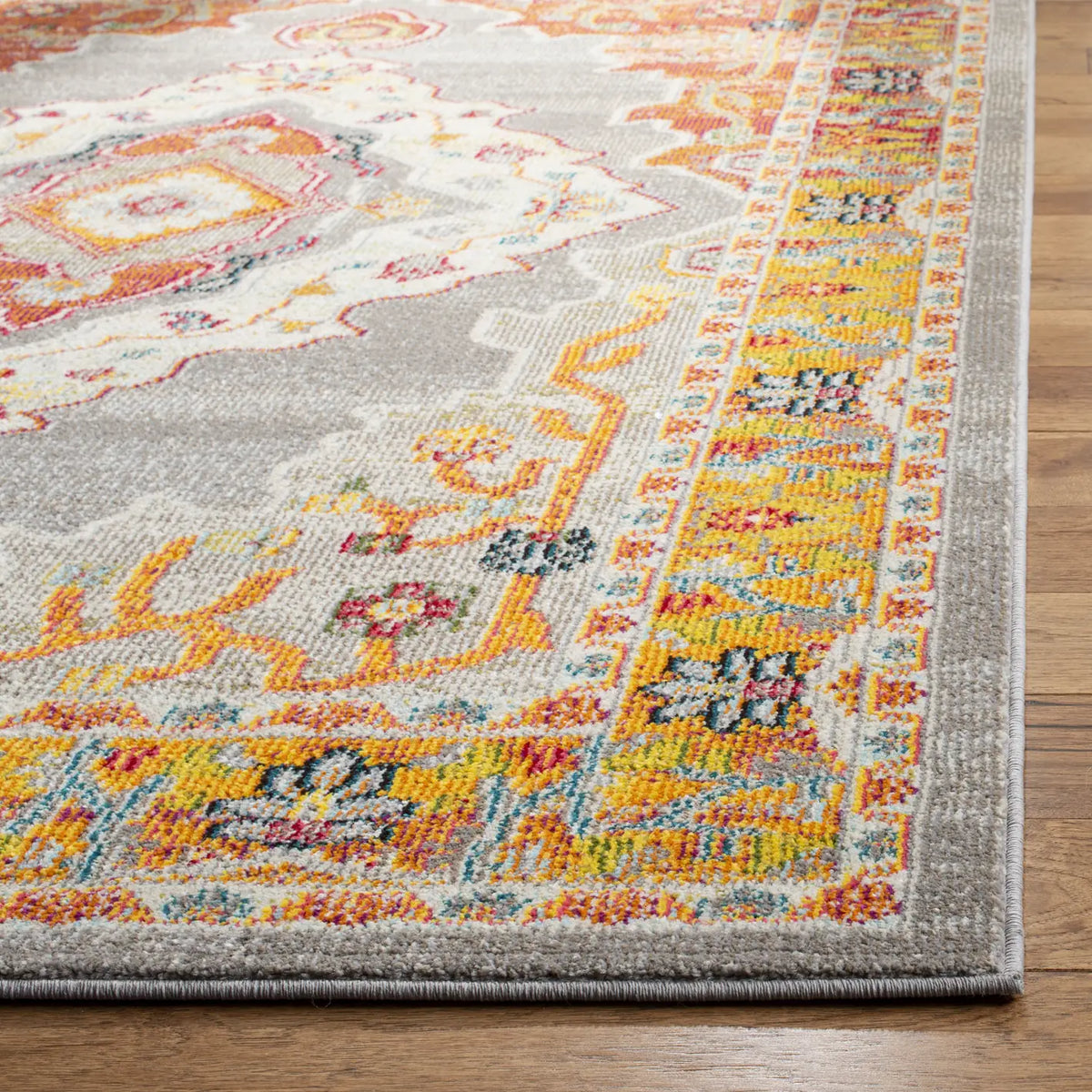 Safavieh Phoenix 100 4'-0" x 6'-0" Rug in Orange / Grey