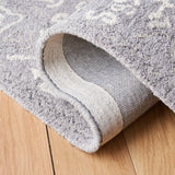 Safavieh Micro-Loop 4'-0" x 6'-0" Rug in Ivory / Grey