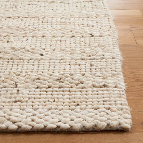 Safavieh Natural Fiber 5'-0" x 8'-0" Rug in Bleach