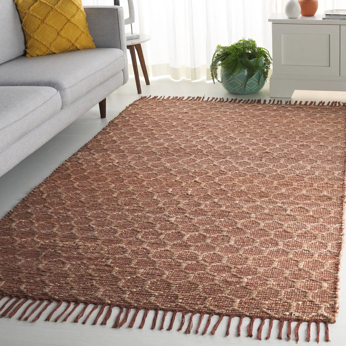 Safavieh Cape Cod 4'-0" x 6'-0" Rug in Rust / Natural